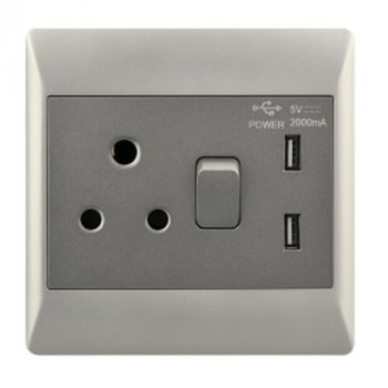 Brightstar EPL353 DUO 16 AMP Plug + 2 USB 5V - 4 X 4