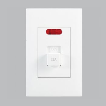 Brightstar ESW204 WHITE Modular 32A Double Pole Isolator - 4 X 2 White
