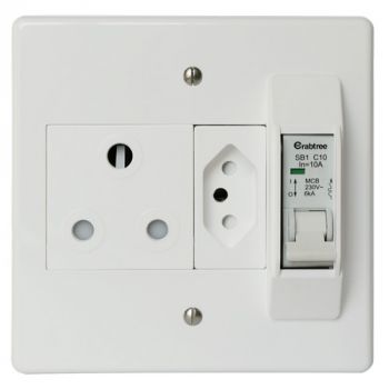 Crabtree 6869/10WC Classic 10A Circuit Breaker Combo Socket 1x164-1 plus 1x164-2 on 4x4 Yoke and Coverplate
