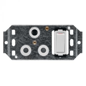 Crabtree 6896HP Classic Single STD 164-1 Switched Socket on Yoke