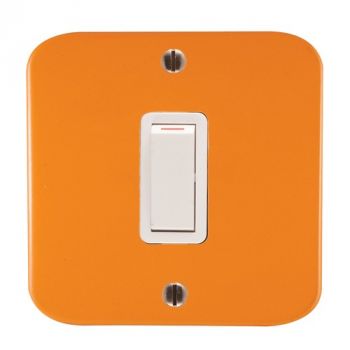Crabtree 7370/002 Classic 1 Lever 1 Way Industrial Switch on Surface Box