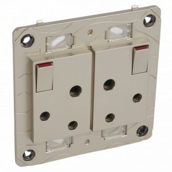 Legrand Arteor 570022 Type 2X2Pole And Earth Switched Prewired Socket Outlet 16A 2X3Modules Champagne