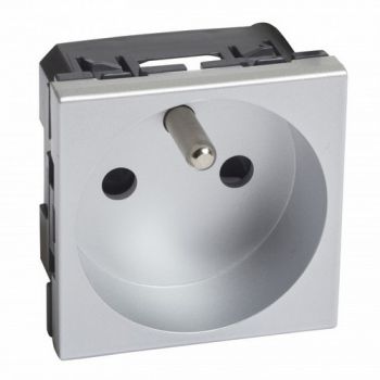 Legrand Arteor 571021 2Pole And Earth Shuttered Socket Outlet 10A To 16A 2Modules Aluminium