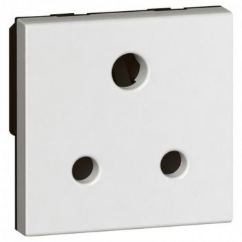 Legrand Arteor 572110 Socket 5A 2Pole And Earth 2Modules White