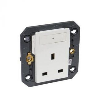 Legrand Arteor With Netatmo 574256 Connected Switched Power Outlet 1G Standard13 White
