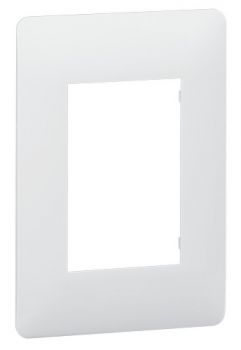 Legrand Ysalis 701182 2X4 Vertical Cover Plate For 3Module Mechanisms White