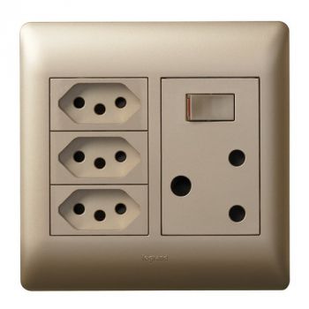 Legrand Ysalis PYNO44CHA New Rsax3 + Socket 4X4 Champagne