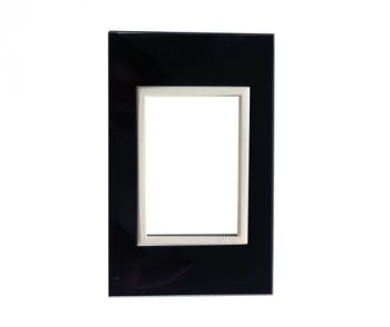 Onesto Matrix BGW-MXG-2003 4 x 2 3 Lever Yoke Black Glass And White Bezel