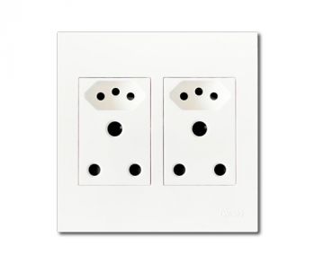 Onesto MXP-4002EUU 2 X 16A Single Unswitched Slimline Socket 4 X 4 Outlet Vertical, Monoblock White