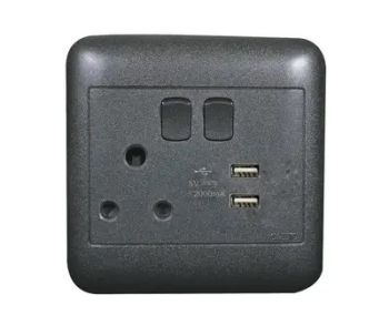 Onesto Oracle ONP4012BK 4X4 Black Switched Socket+ 2 Usb Socket