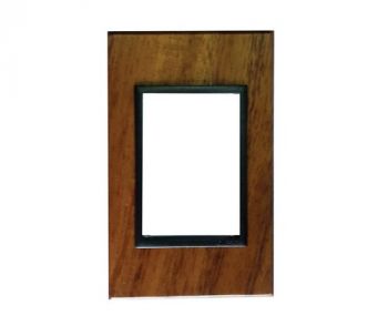 Onesto Matrix WB-MXG-2003 4 x 2 3 Lever Yoke Wood And Black Bezel