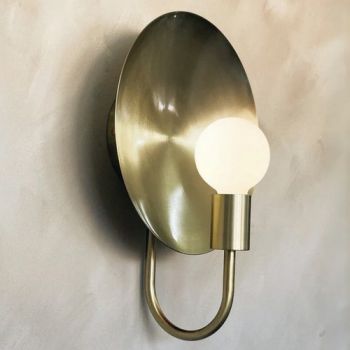 Noldenbros RG10347 Niko Brass Wall Light
