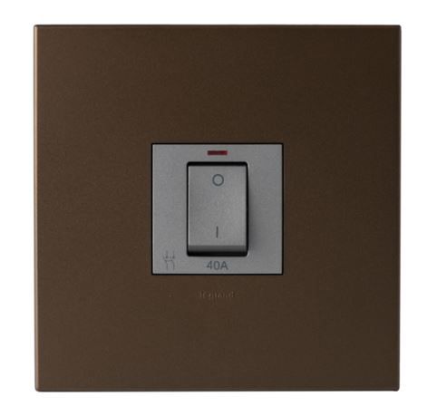 Dark Bronze/Magnesium<br/>Isolators